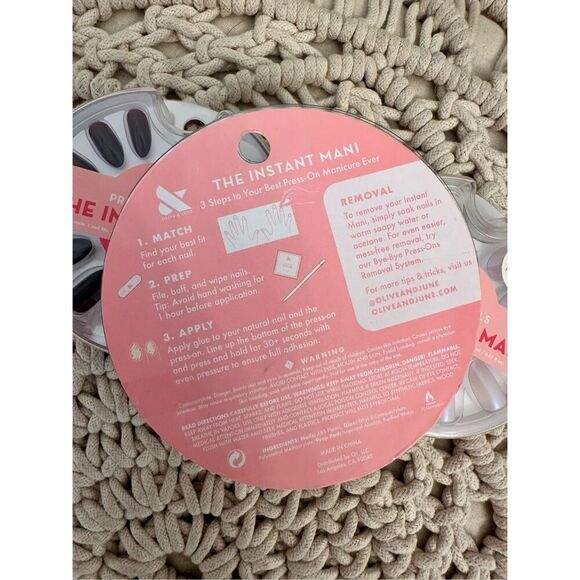 Olive & June The Instant Mani 3 Pack of Press on Nails New Medium Length - Picture 2 of 4